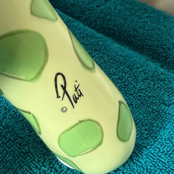 Giraffe Piggy Bank Ceramic Ganz signed Pati Green Polka Dots & Purple Eyes 15” - Picture 3 of 6